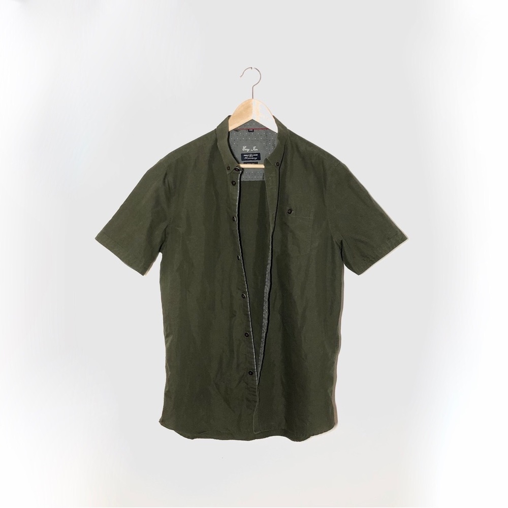Classic Green Khaki Point Zero Luxury Men’s Casual Button Down T-shirt